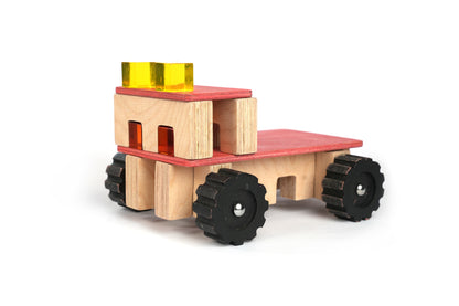 BLOCKS ON WHEELS