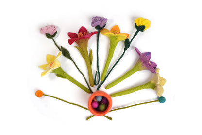 BLOOMS & BUDS